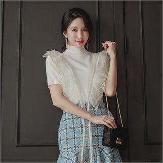 Faux-pearl Lace-trim Short-sleeve Knit Top