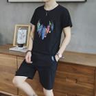 Set: Feather Print Short-sleeve T-shirt + Shorts