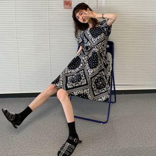 Short-sleeve Patterned A-line Dress As Shown In Figure - One Size