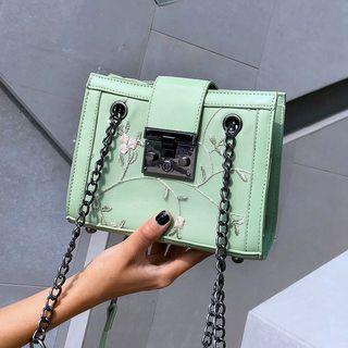 Floral Embroidery Shoulder Bag