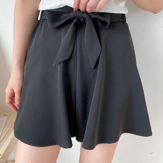 Bow Accent Wide-leg Shorts