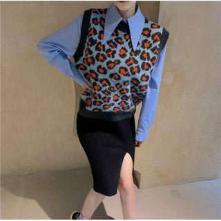 Leopard Print Sweater Vest / Plain Shirt / Slit Pencil Skirt