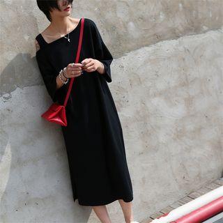 Plain 3/4 Sleeve Midi Knit Dress