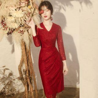 Lace V-neck Long-sleeve Sheath Cocktail Dress