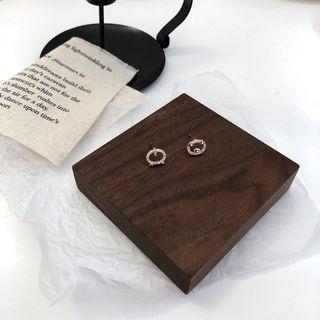 Non-matching Pig Ear Stud