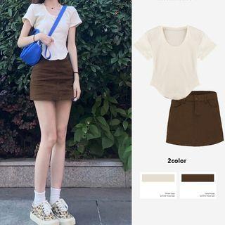 Short-sleeve Scoop Hem Top / Skirt