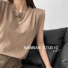 Sleeveless Padded-shoulder Loose T-shirt
