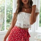 Short-sleeve Lace Panel Cropped Blouse