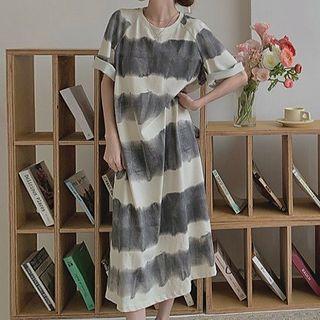 Short-sleeve Striped Midi T-shirt Dress Black & White - One Size