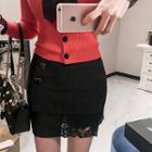 Lace-hem Button-trim Skirt