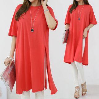 Slit-side Loose-fit T-shirt Dress