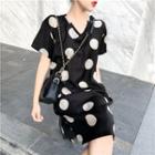 Dotted Short-sleeve A-line Dress Black - One Size