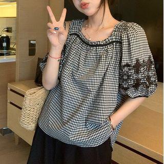 Short-sleeve Gingham Check Blouse Black & White - One Size