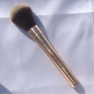 Brushed Metal Handle Blush Brush 01 - Dark Silver - One Size