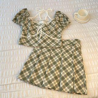 Plaid Cropped Top / Plaid High-waist Accordion Pleat Skirt