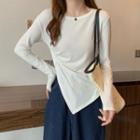 Round-neck Side-slit Long-sleeve T-shirt