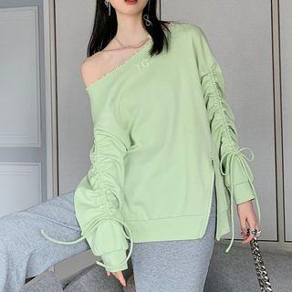 Chained Slit Sweatshirt