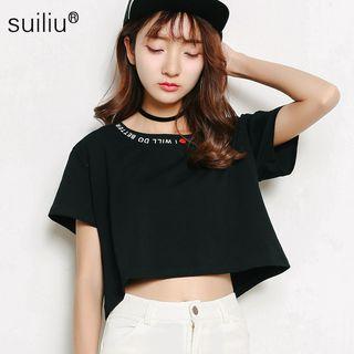 Printed Neckline Cropped T-shirt