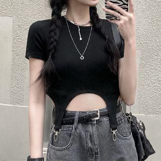 Short Sleeve Asymmetrical Hem Cropped T-shirt