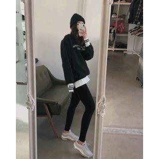 Contrast-trim Lettered Sweatshirt