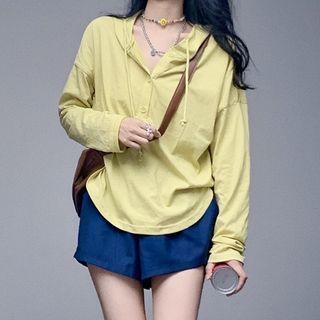 Hooded Light Jacket / Sweatshorts