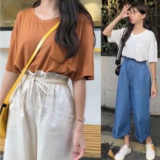 Short-sleeve T-shirt / Drawstring Wide-leg Pants