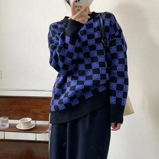 Chessboard Pattern Smiley Face Knit Sweater