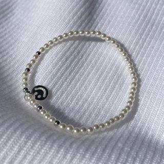 Smiley-pendant Faux-pearl Bracelet Silver - One Size