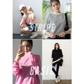 Crew-neck Sweatshirt (2 Designs)