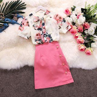 Set: Flower Print Short-sleeve Blouse + Faux Pearl A-line Skirt