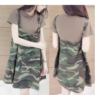 Set: Short-sleeve Crewneck T-shirt + Camouflage Print Pinafore Dress