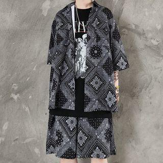 Elbow-sleeve Paisley Print Shirt / Shorts