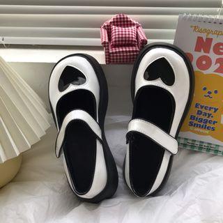 Heart Detail Platform Mary Jane Shoes