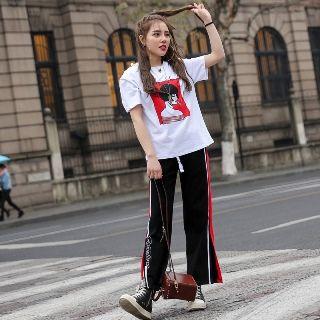 Set: Printed T-shirt + Pants
