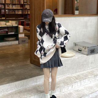 Round-neck Plaid Embroider Floral Oversize Sweater Gray - One Size