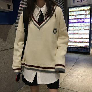 Embroidered V-neck Sweater / Plain Shirt With Tie