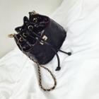 Chain Strap Quilted Bucket Bag