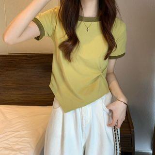 Short-sleeve Round Neck Contrast Trim Asymmetrical T-shirt