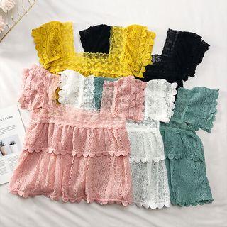 Wave-trim Eyelet Crop Vest