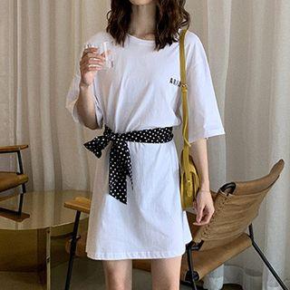 Elbow-sleeve Lettering T-shirt With Polka Dot Sash