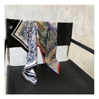 Printed Silk Scarf Blue - 65x65cm - O204