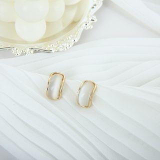 Cat Eye Stone Ear Stud / Clip-on Earring