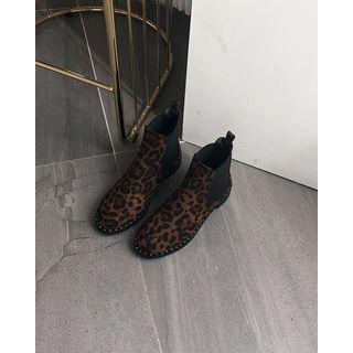 Stud Leopard Chelsea Boots