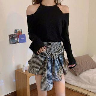 Long-sleeve Cold Shoulder T-shirt / Plaid Skort