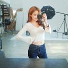 Wide-sleeve Cropped T-shirt