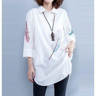 Leaf Embroidered 3/4-sleeve Blouse