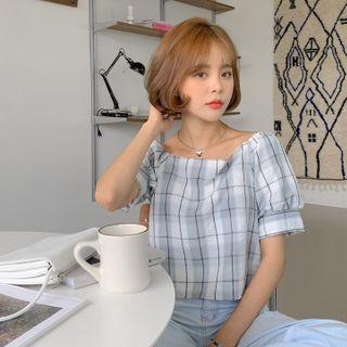 Off-shoulder Cropped Plaid Blouse