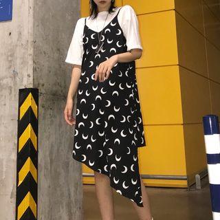 Moon Print V-neck Spaghetti Strap Dress