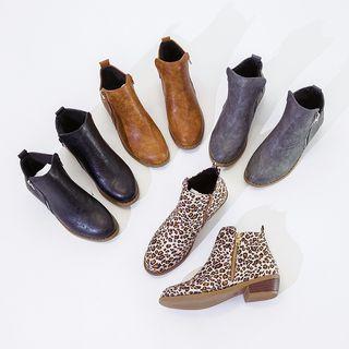 Low Heel Side Zip Ankle Boots (various Designs)