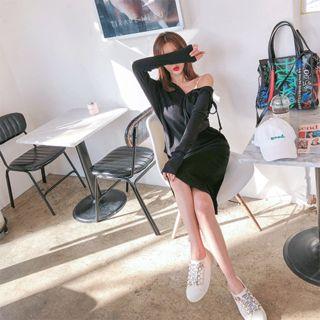 Set: Ribbed Hoodie + H-line Skirt
